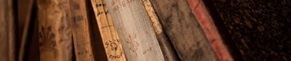 old-books-436498_960_720