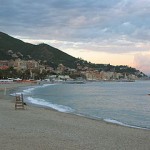 320px-Spiaggia_Varazze