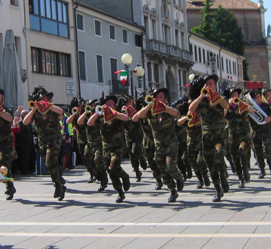 SCARICA CANZONI DEI BERSAGLIERI DA